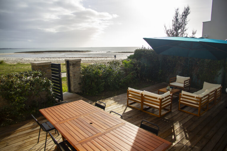 Lire la suite à propos de l’article La terrasse et le jardin